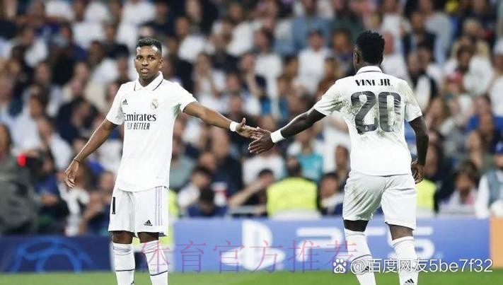 阿斯报:皇马将和巴萨及拜仁争夺若纳坦-塔 阿斯报:皇马将和巴萨及拜仁争夺若纳坦-塔